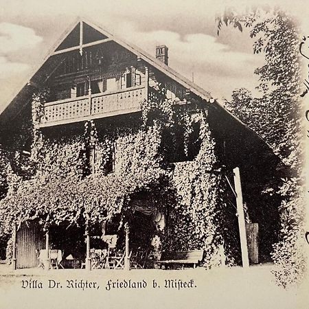Penzion Letohrádek Frýdlant nad Ostravicí Esterno foto