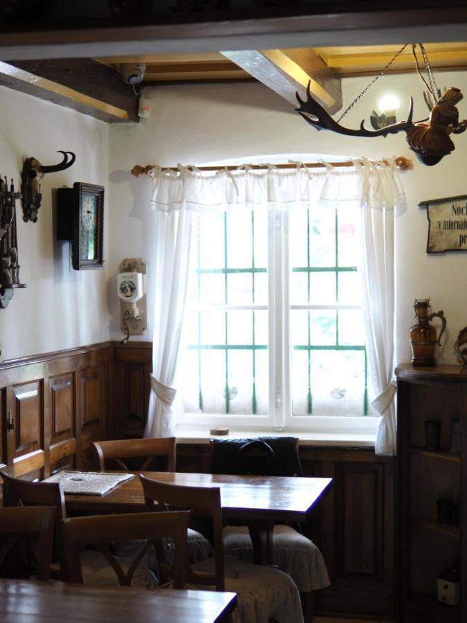 Penzion Letohrádek Frýdlant nad Ostravicí Esterno foto